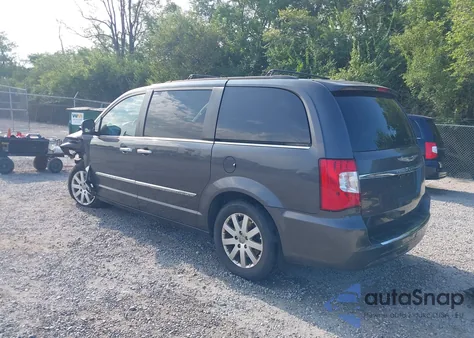 2016 Chrysler Town & Country Touring from USA, damaged, VIN 2C4RC1BG1GR120694